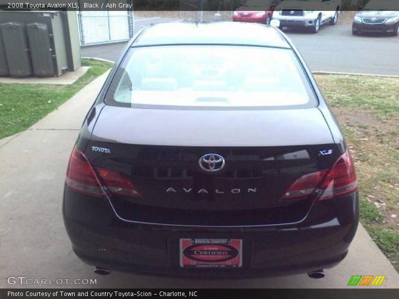 Black / Ash Gray 2008 Toyota Avalon XLS