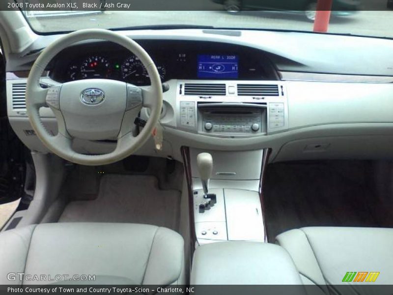 Black / Ash Gray 2008 Toyota Avalon XLS