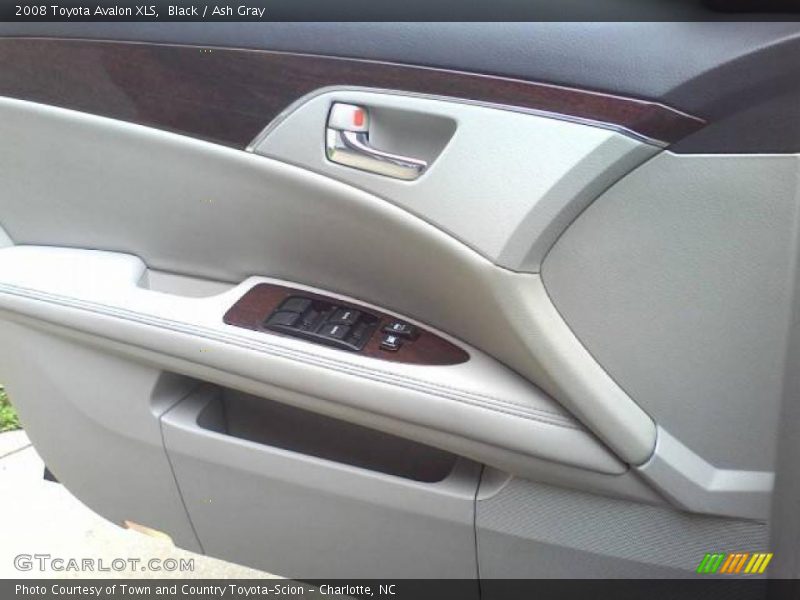 Black / Ash Gray 2008 Toyota Avalon XLS