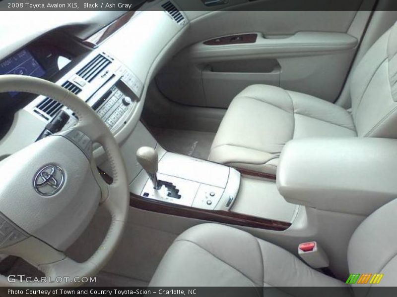 Black / Ash Gray 2008 Toyota Avalon XLS