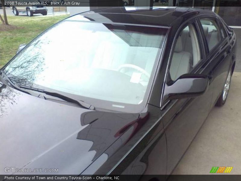 Black / Ash Gray 2008 Toyota Avalon XLS