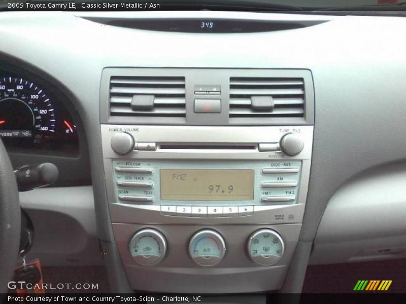 Classic Silver Metallic / Ash 2009 Toyota Camry LE