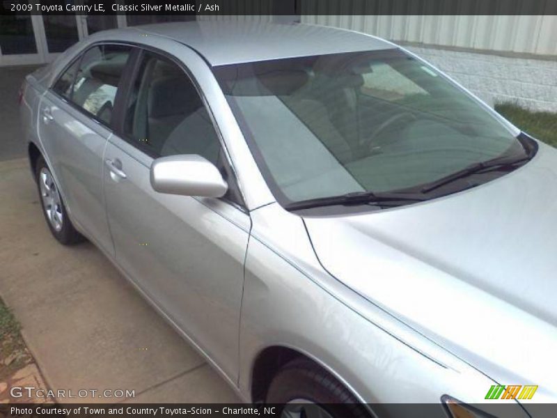 Classic Silver Metallic / Ash 2009 Toyota Camry LE