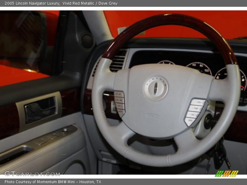Vivid Red Metallic / Dove Grey 2005 Lincoln Navigator Luxury