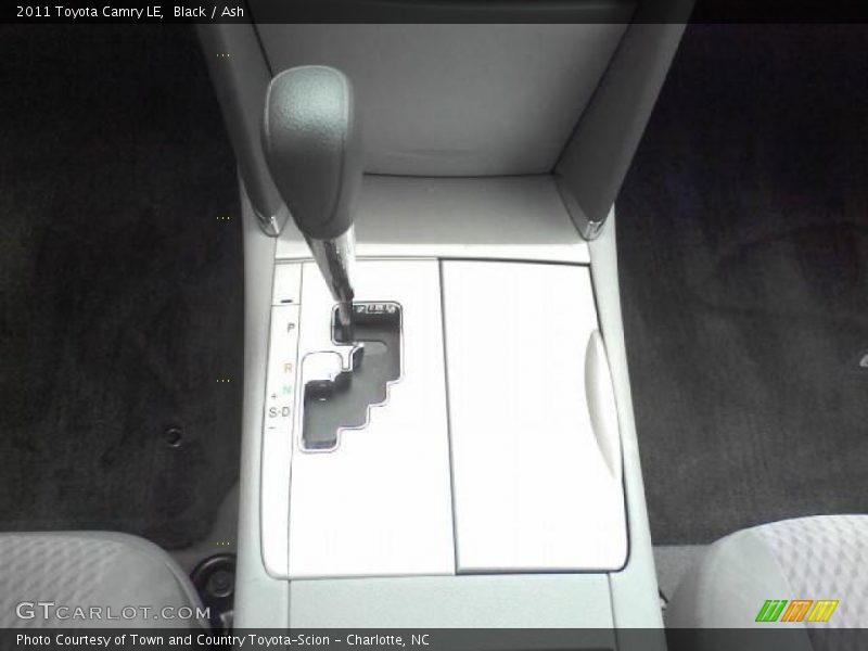 Black / Ash 2011 Toyota Camry LE