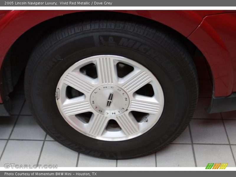 Vivid Red Metallic / Dove Grey 2005 Lincoln Navigator Luxury