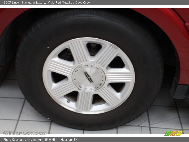 Vivid Red Metallic / Dove Grey 2005 Lincoln Navigator Luxury
