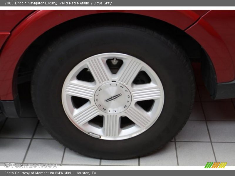 Vivid Red Metallic / Dove Grey 2005 Lincoln Navigator Luxury