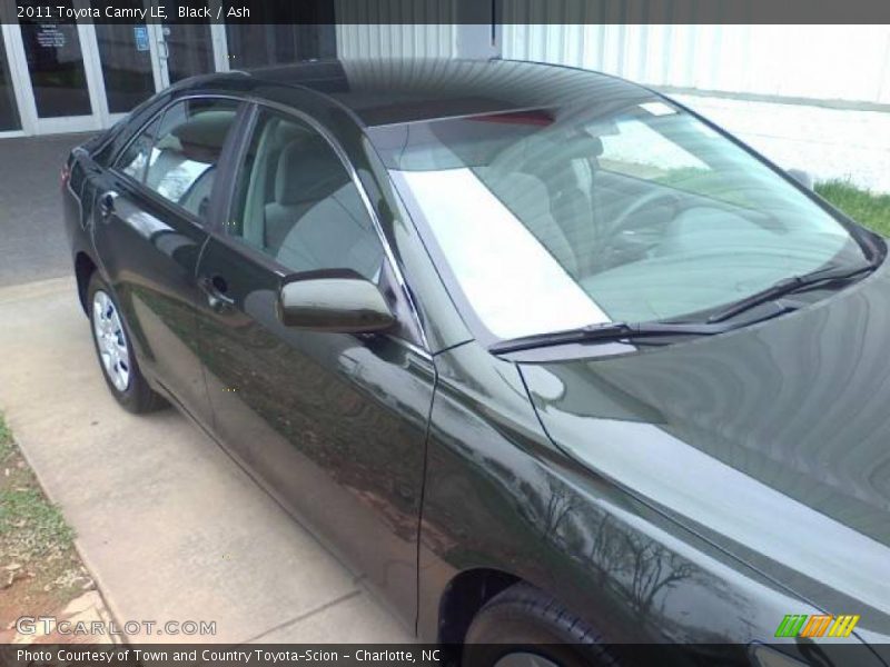 Black / Ash 2011 Toyota Camry LE