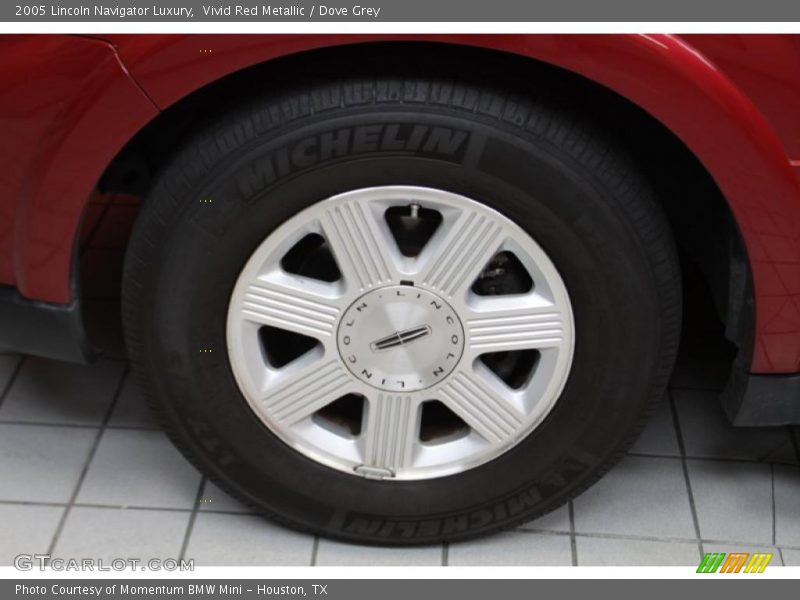 Vivid Red Metallic / Dove Grey 2005 Lincoln Navigator Luxury