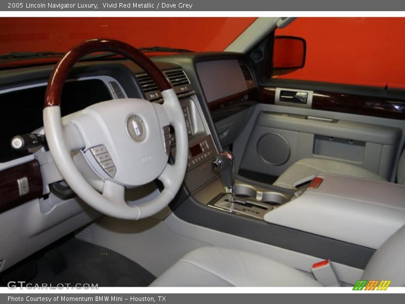 Vivid Red Metallic / Dove Grey 2005 Lincoln Navigator Luxury