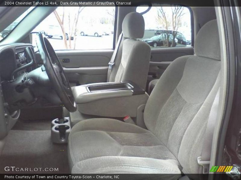 Dark Gray Metallic / Gray/Dark Charcoal 2004 Chevrolet Tahoe LS 4x4