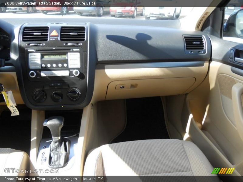 Black / Pure Beige 2008 Volkswagen Jetta S Sedan
