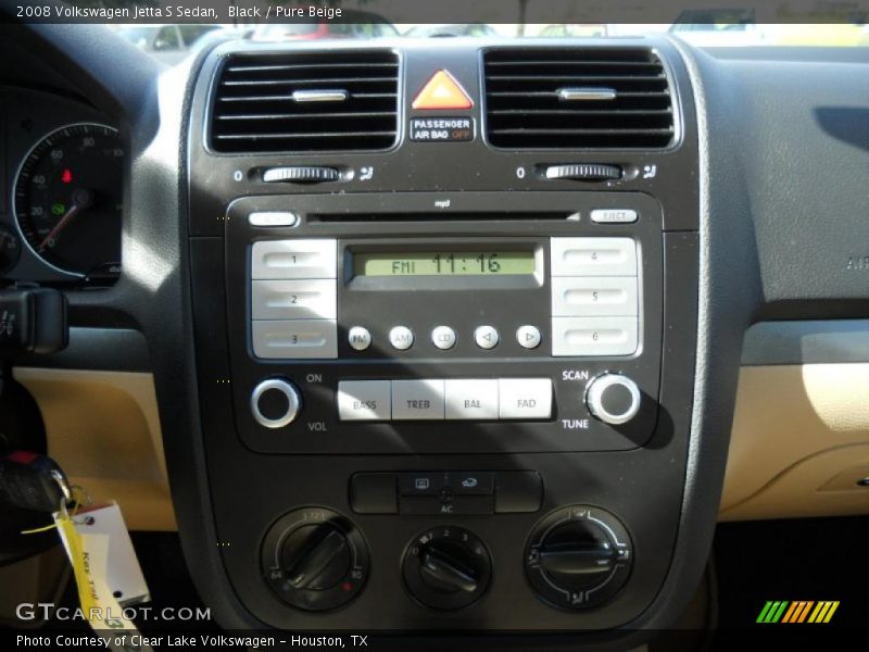 Black / Pure Beige 2008 Volkswagen Jetta S Sedan