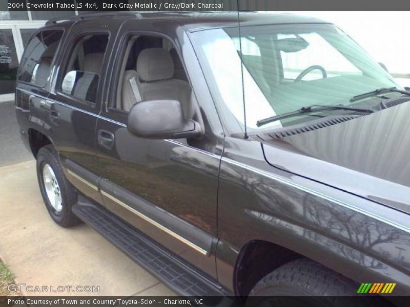 Dark Gray Metallic / Gray/Dark Charcoal 2004 Chevrolet Tahoe LS 4x4