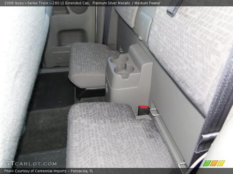  2006 i-Series Truck i-280 LS Extended Cab Medium Pewter Interior