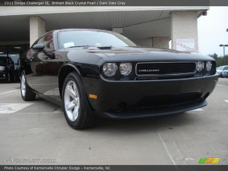 Brilliant Black Crystal Pearl / Dark Slate Gray 2011 Dodge Challenger SE