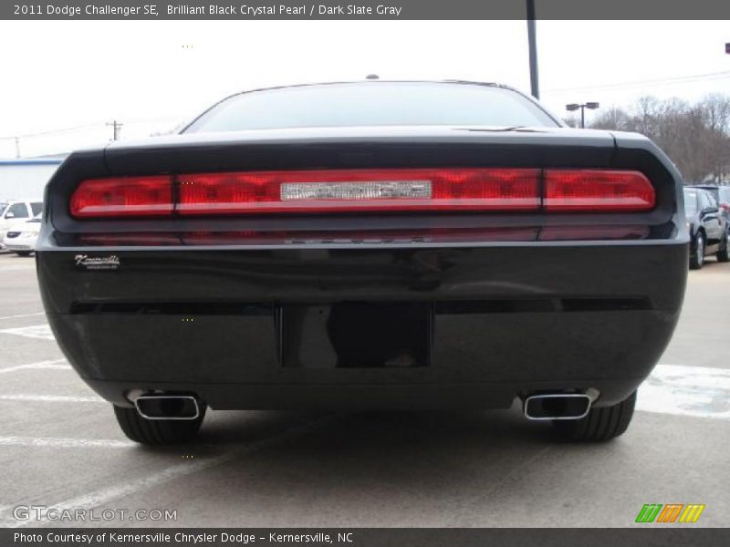  2011 Challenger SE Brilliant Black Crystal Pearl