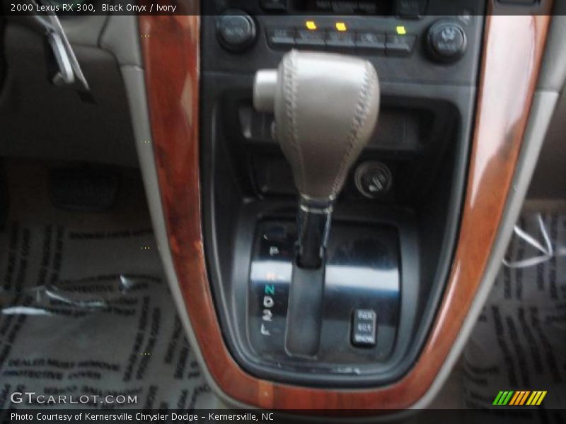 Black Onyx / Ivory 2000 Lexus RX 300
