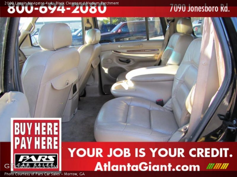 Black Clearcoat / Medium Parchment 2000 Lincoln Navigator 4x4
