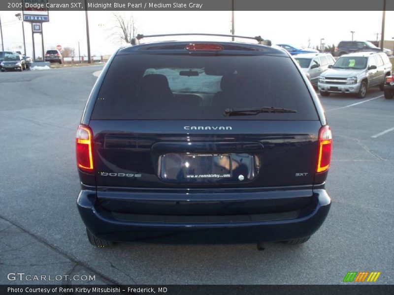 Midnight Blue Pearl / Medium Slate Gray 2005 Dodge Caravan SXT