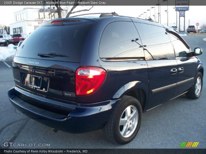 Midnight Blue Pearl / Medium Slate Gray 2005 Dodge Caravan SXT