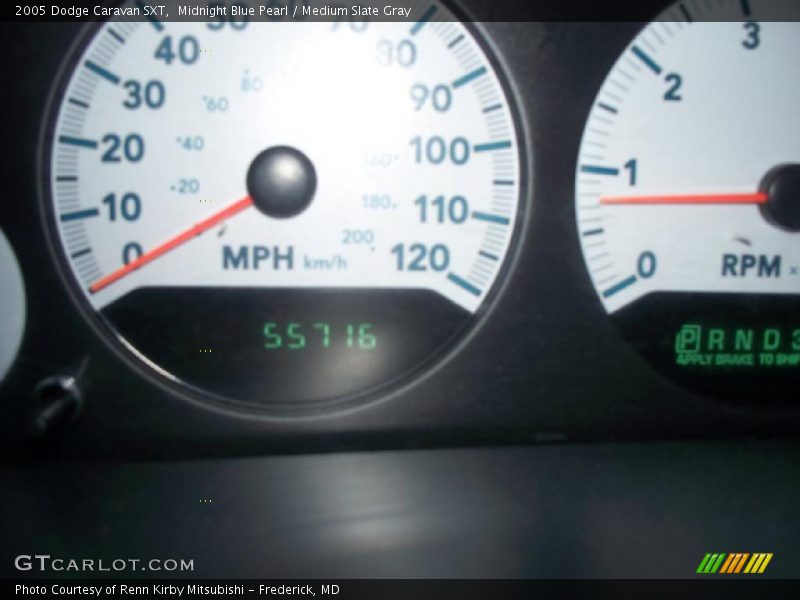 Midnight Blue Pearl / Medium Slate Gray 2005 Dodge Caravan SXT