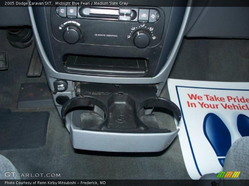 Midnight Blue Pearl / Medium Slate Gray 2005 Dodge Caravan SXT