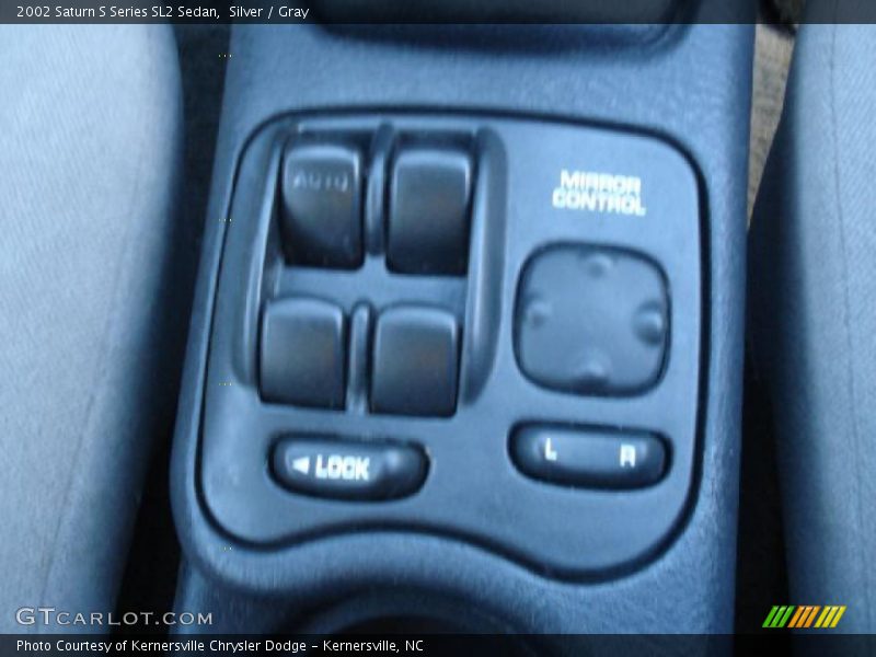 Silver / Gray 2002 Saturn S Series SL2 Sedan