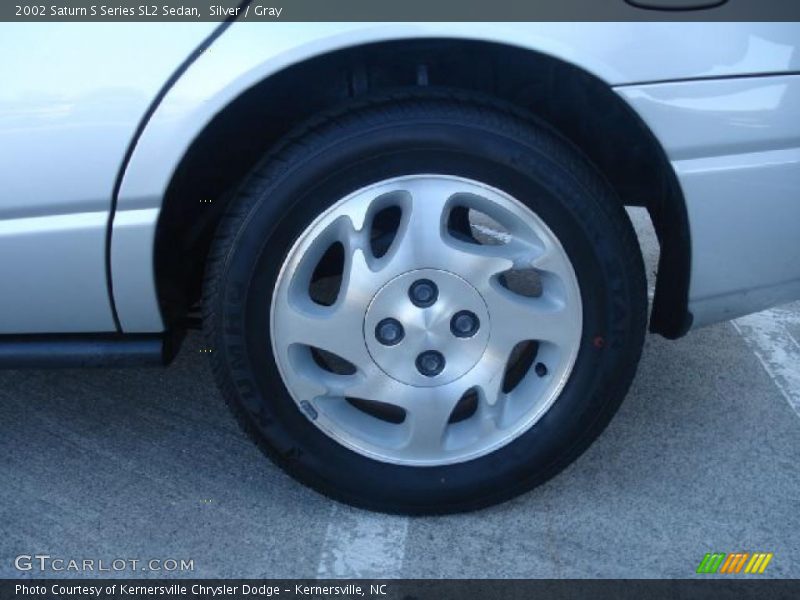 Silver / Gray 2002 Saturn S Series SL2 Sedan