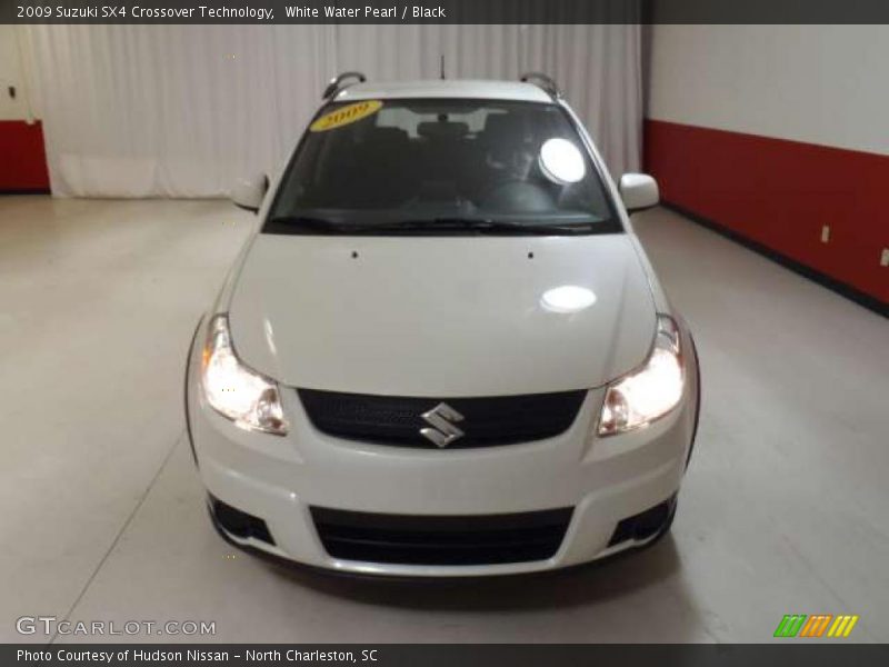 White Water Pearl / Black 2009 Suzuki SX4 Crossover Technology