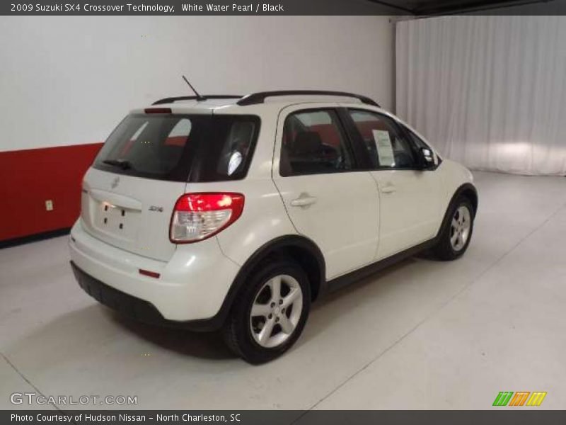 White Water Pearl / Black 2009 Suzuki SX4 Crossover Technology
