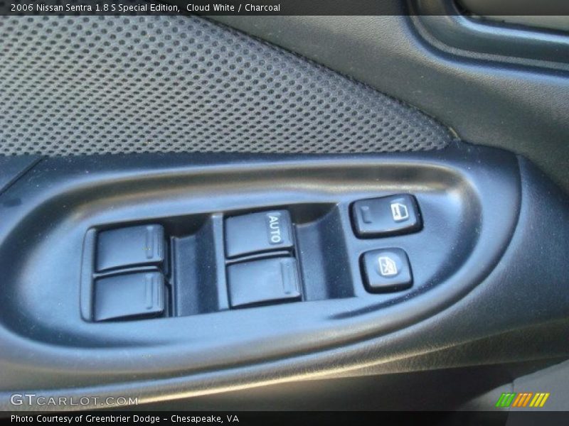 Cloud White / Charcoal 2006 Nissan Sentra 1.8 S Special Edition