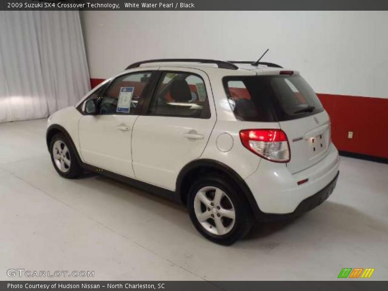 White Water Pearl / Black 2009 Suzuki SX4 Crossover Technology