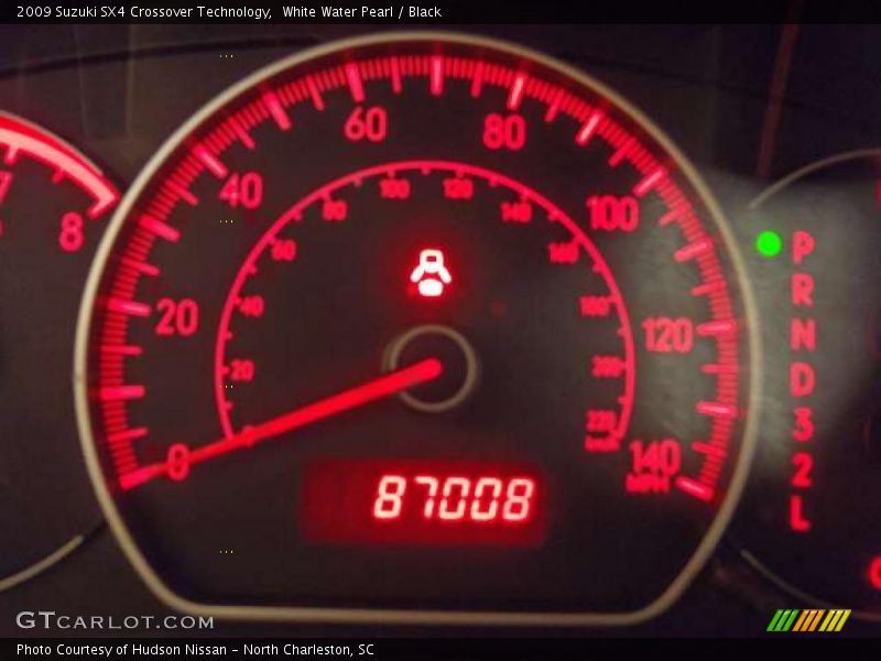 White Water Pearl / Black 2009 Suzuki SX4 Crossover Technology