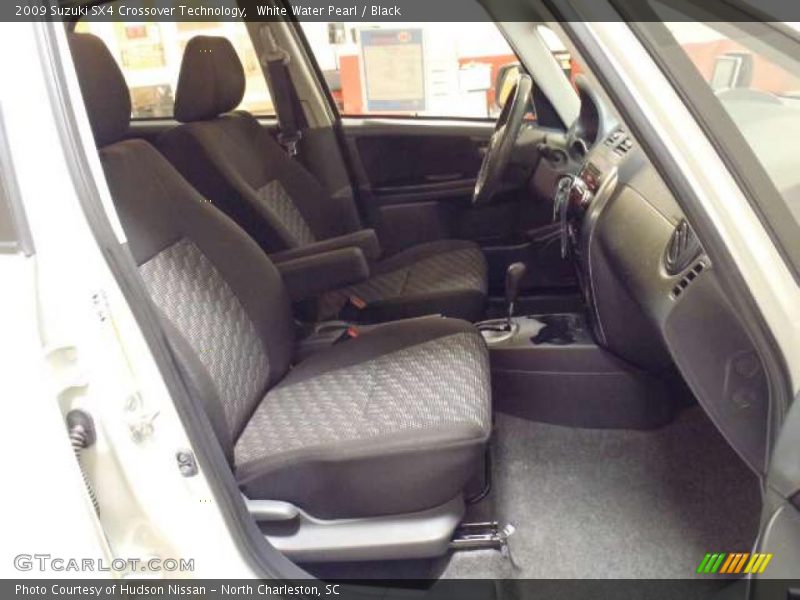 White Water Pearl / Black 2009 Suzuki SX4 Crossover Technology