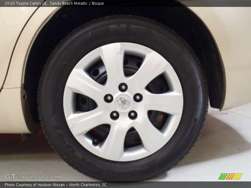 Sandy Beach Metallic / Bisque 2010 Toyota Camry LE