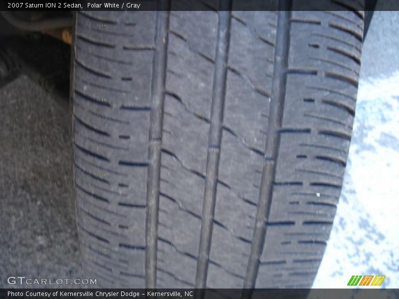 Polar White / Gray 2007 Saturn ION 2 Sedan