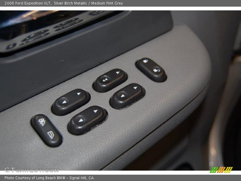 Silver Birch Metallic / Medium Flint Grey 2006 Ford Expedition XLT