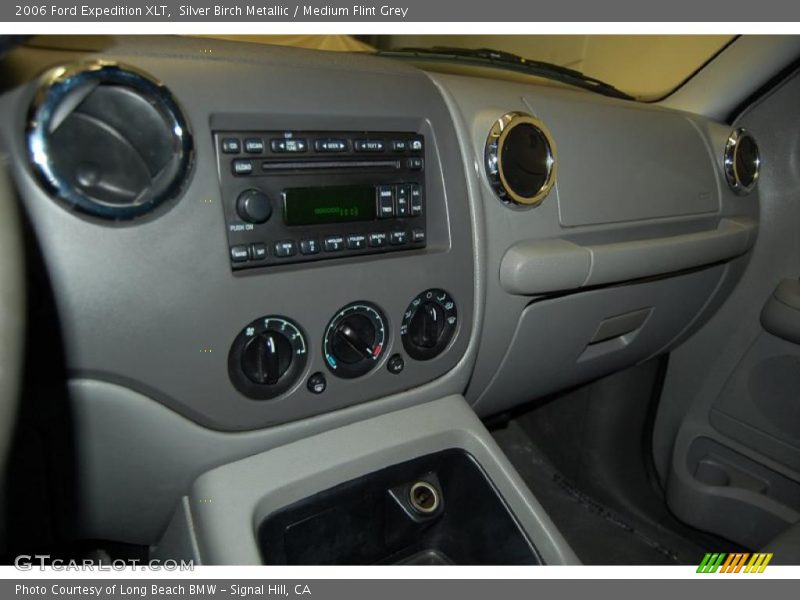 Silver Birch Metallic / Medium Flint Grey 2006 Ford Expedition XLT
