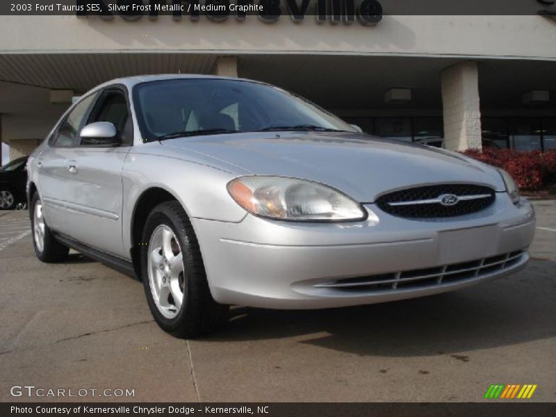 Silver Frost Metallic / Medium Graphite 2003 Ford Taurus SES