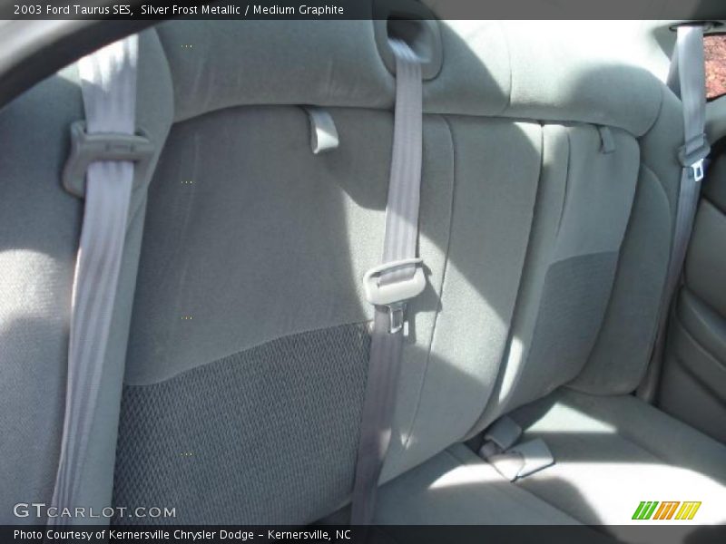 Silver Frost Metallic / Medium Graphite 2003 Ford Taurus SES