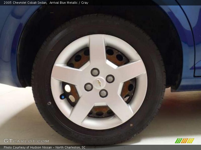 Arrival Blue Metallic / Gray 2005 Chevrolet Cobalt Sedan