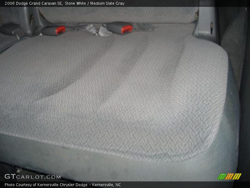 Stone White / Medium Slate Gray 2006 Dodge Grand Caravan SE