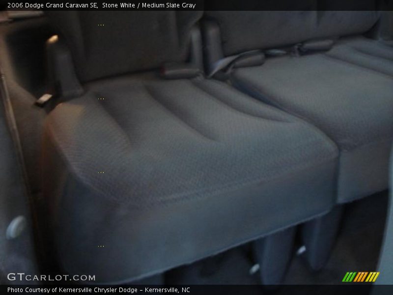 Stone White / Medium Slate Gray 2006 Dodge Grand Caravan SE