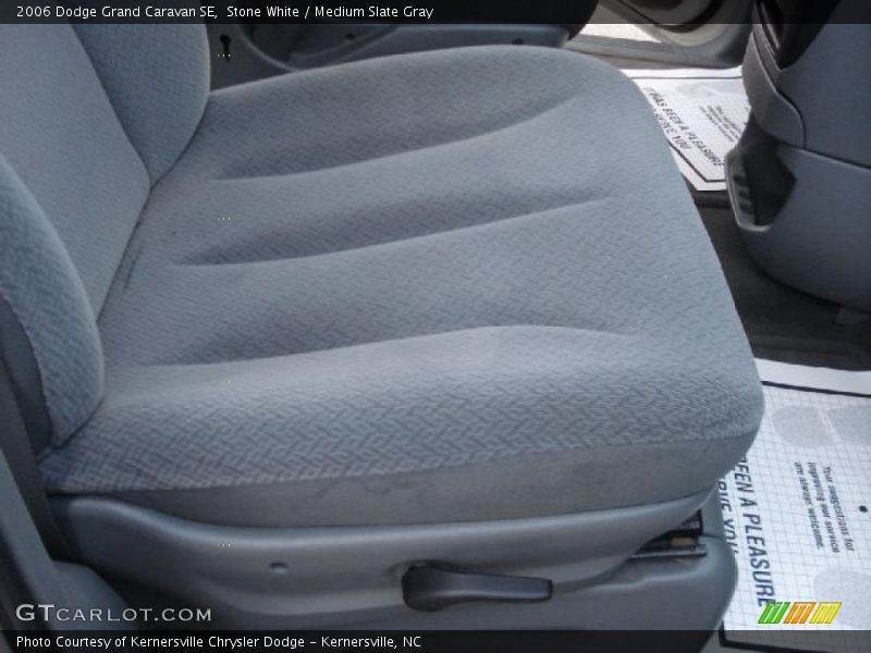 Stone White / Medium Slate Gray 2006 Dodge Grand Caravan SE