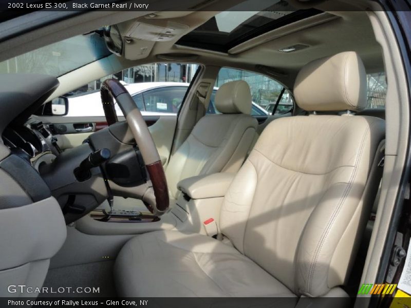  2002 ES 300 Ivory Interior
