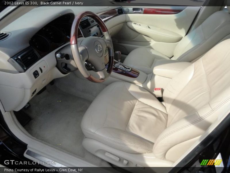  2002 ES 300 Ivory Interior