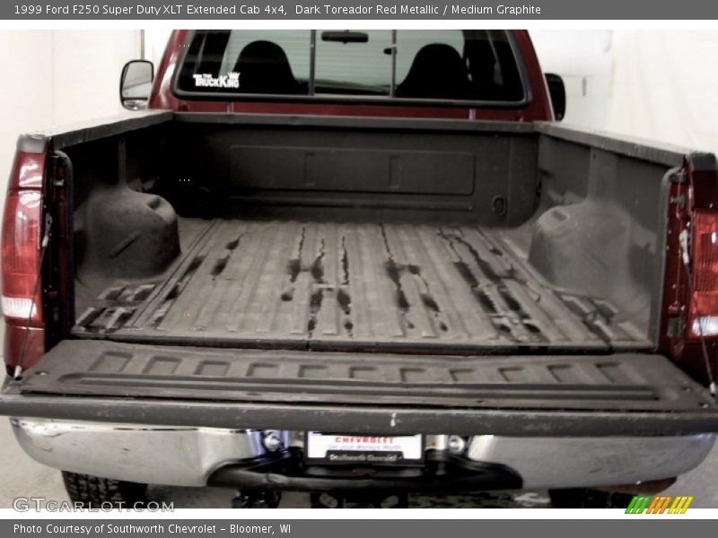 Dark Toreador Red Metallic / Medium Graphite 1999 Ford F250 Super Duty XLT Extended Cab 4x4