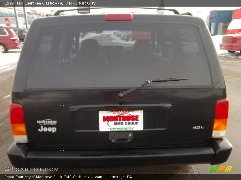 Black / Mist Gray 1998 Jeep Cherokee Classic 4x4